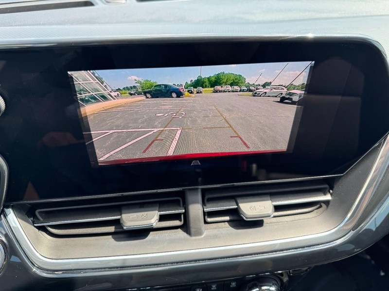 Chevrolet Trax Vehicle Image 21