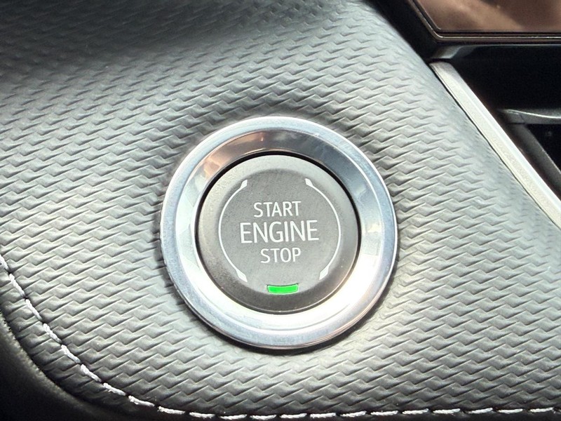 Chevrolet Equinox Vehicle Image 10