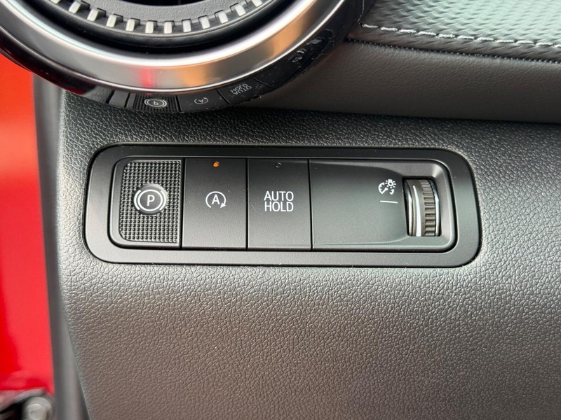 Chevrolet Equinox Vehicle Image 16