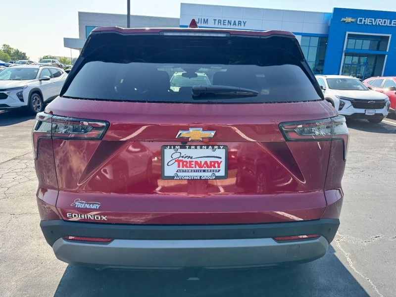 Chevrolet Equinox Vehicle Image 04