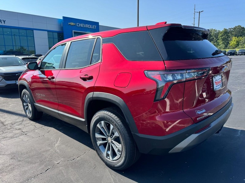Chevrolet Equinox Vehicle Image 05
