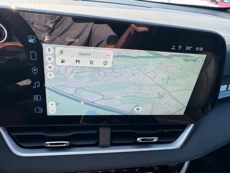 Chevrolet Equinox Vehicle Image 15