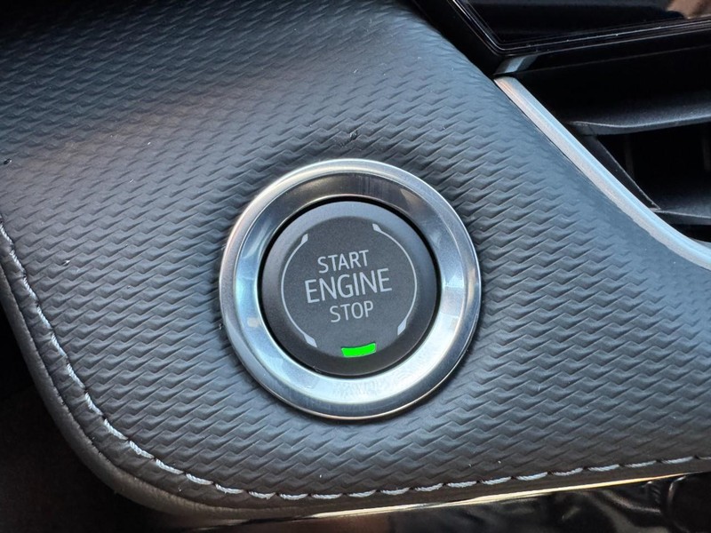 Chevrolet Equinox Vehicle Image 17