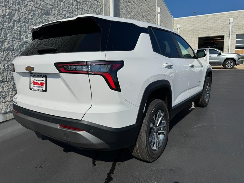 Chevrolet Equinox Vehicle Image 03