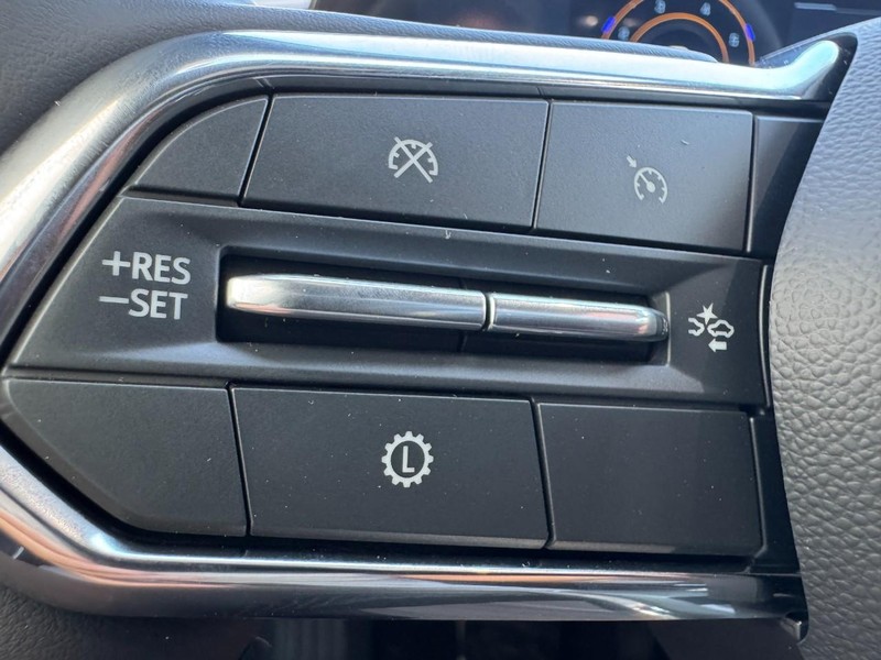 Chevrolet Equinox Vehicle Image 11