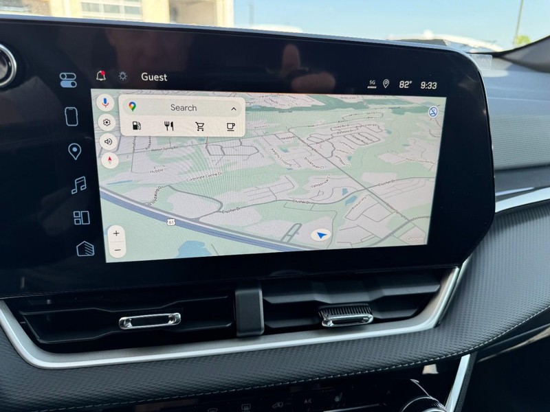 Chevrolet Equinox Vehicle Image 15