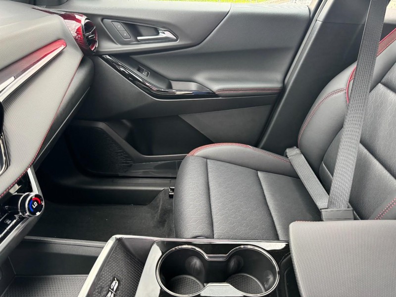 Chevrolet Equinox Vehicle Image 08