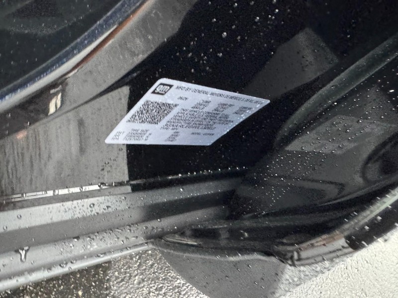 Chevrolet Equinox Vehicle Image 18