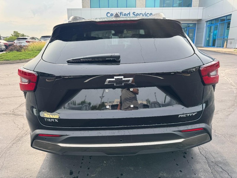 Chevrolet Trax Vehicle Image 04