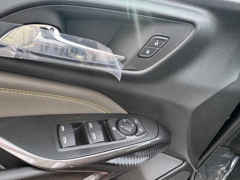 Chevrolet Trax Vehicle Image 08