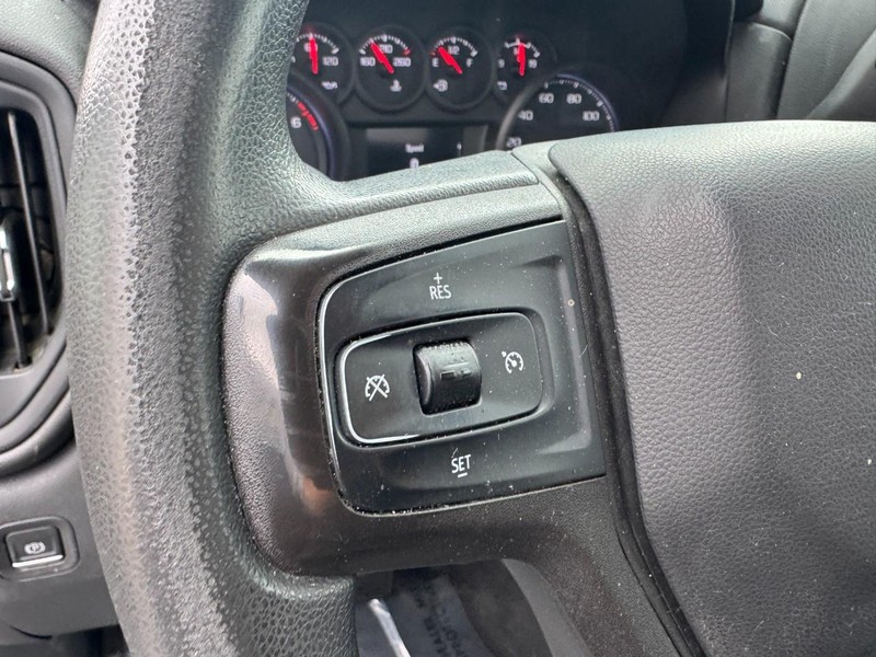 Chevrolet Silverado 1500 Vehicle Image 17