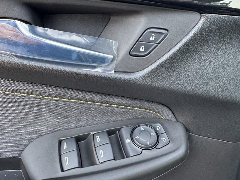 Chevrolet TrailBlazer Vehicle Image 09