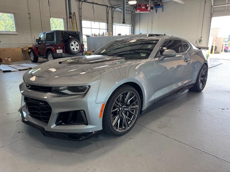 Chevrolet Camaro Vehicle Image 03