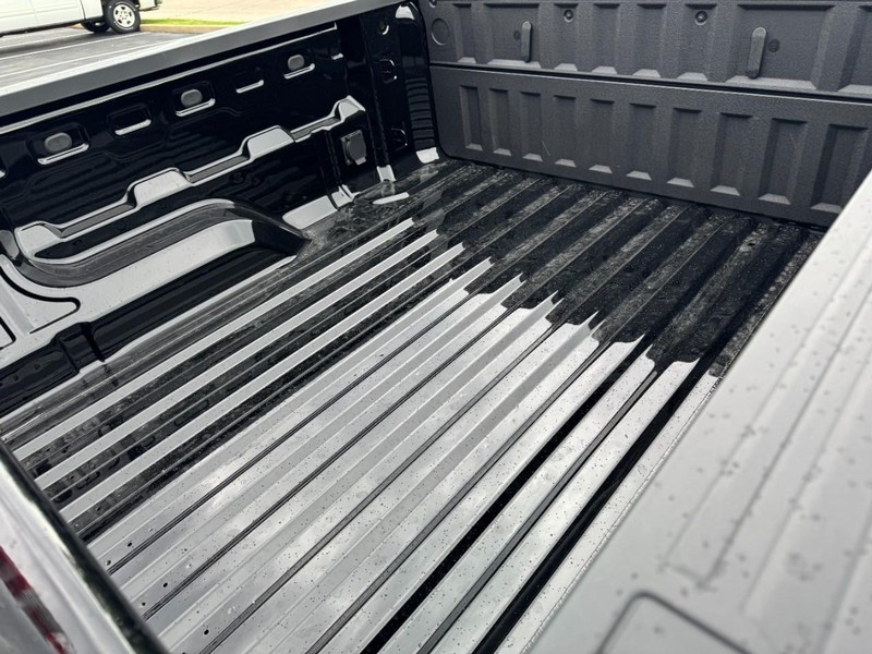 Chevrolet Colorado Vehicle Image 07