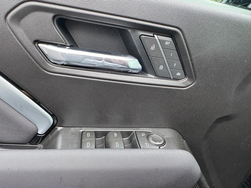 Chevrolet Colorado Vehicle Image 10