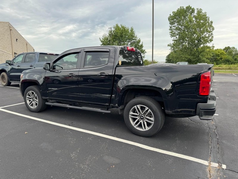 Chevrolet Colorado Vehicle Full-screen Gallery Image 03