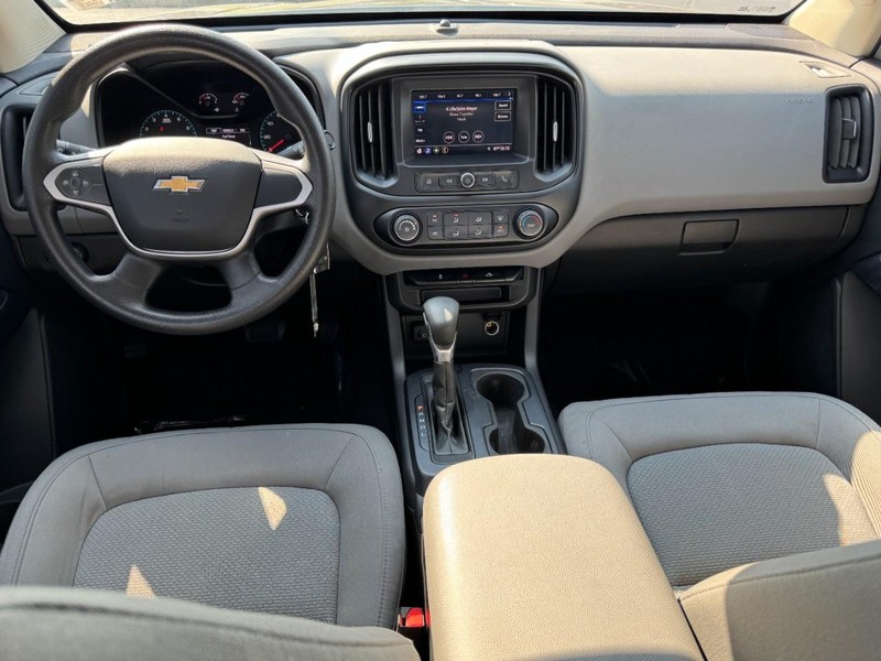 Chevrolet Colorado Vehicle Image 11
