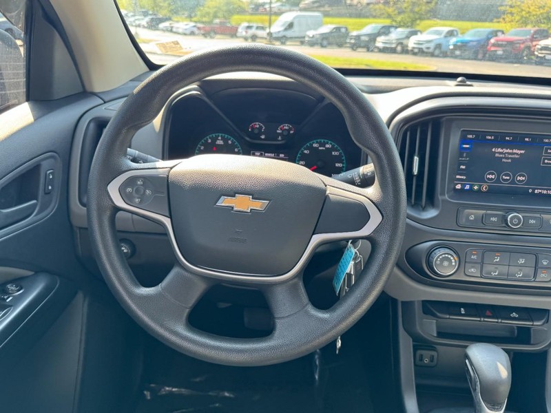 Chevrolet Colorado Vehicle Image 12
