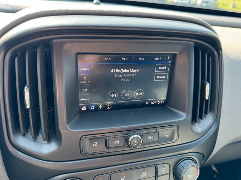 Chevrolet Colorado Vehicle Image 19