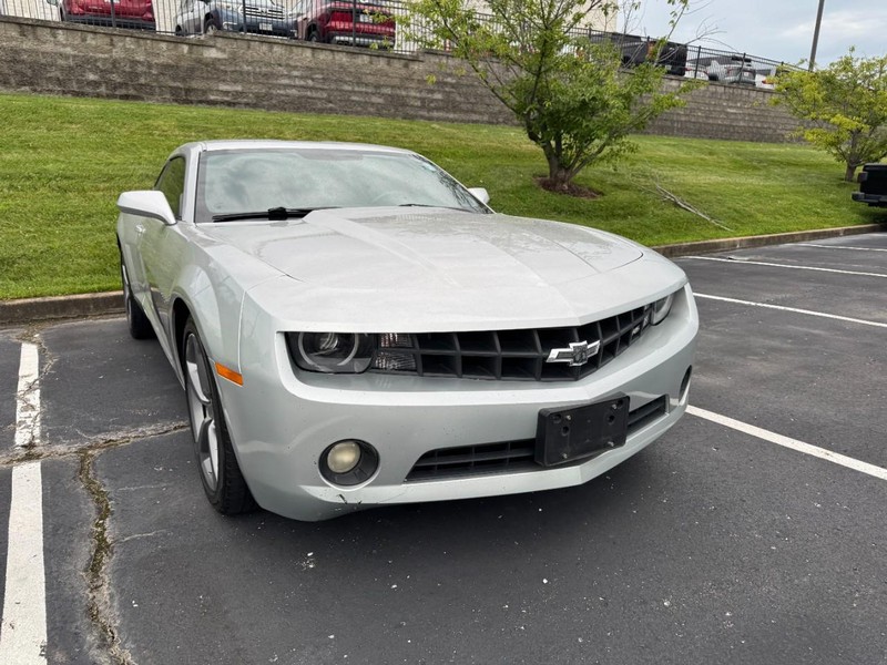 Chevrolet Camaro Vehicle Image 02
