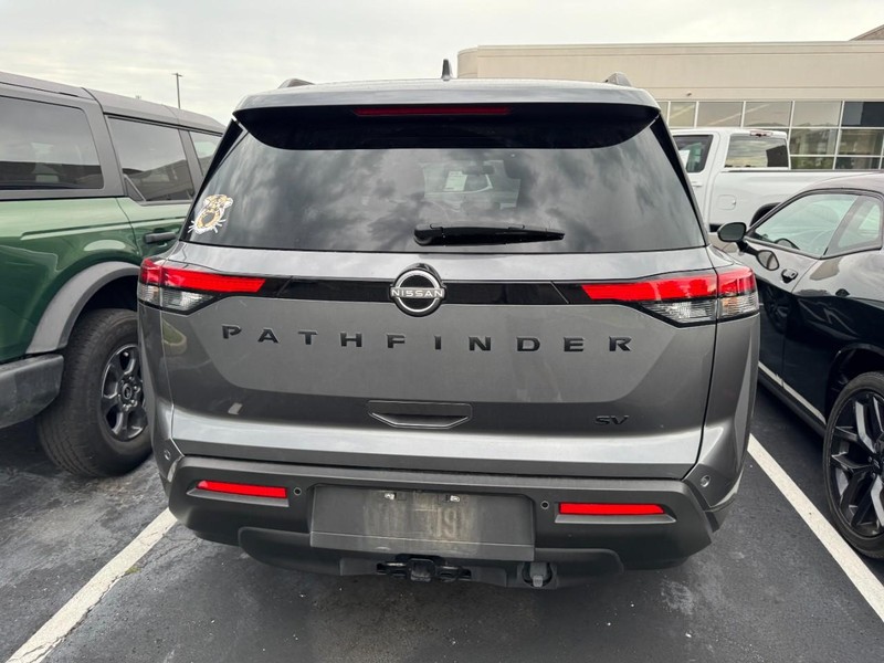Nissan Pathfinder Vehicle Image 05