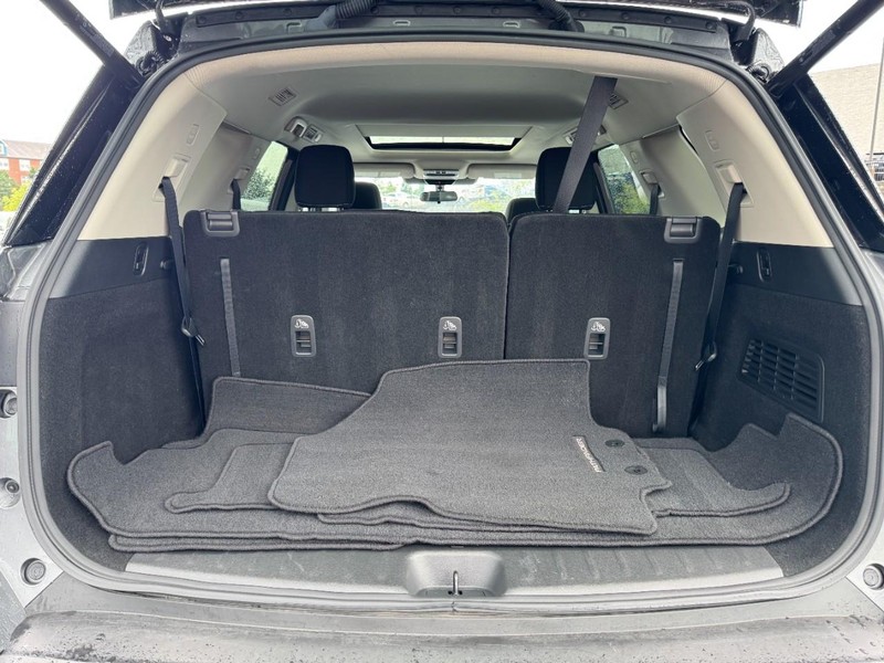 Nissan Pathfinder Vehicle Image 06