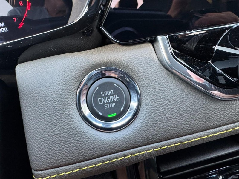 Chevrolet Colorado Vehicle Image 17