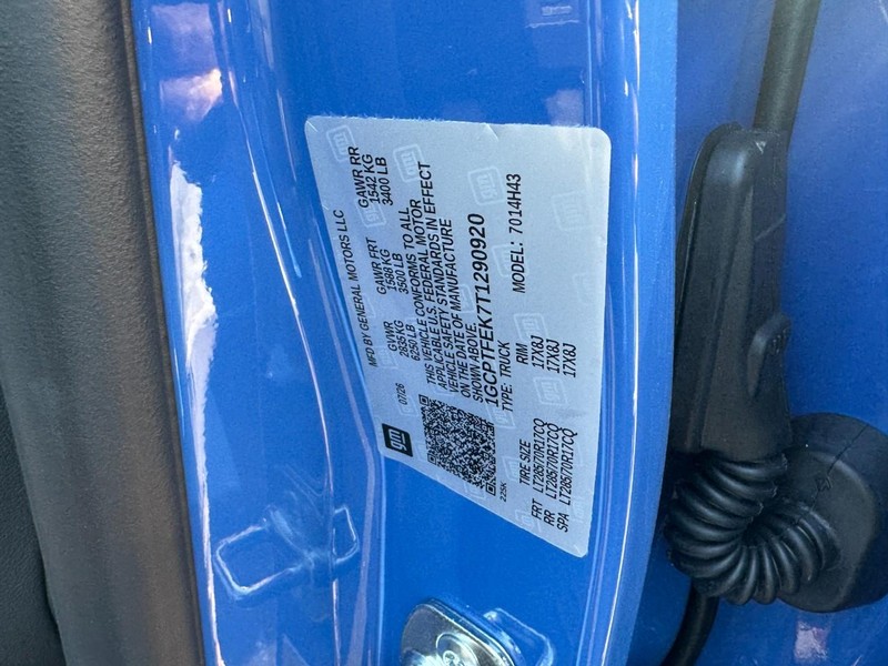 Chevrolet Colorado Vehicle Image 18