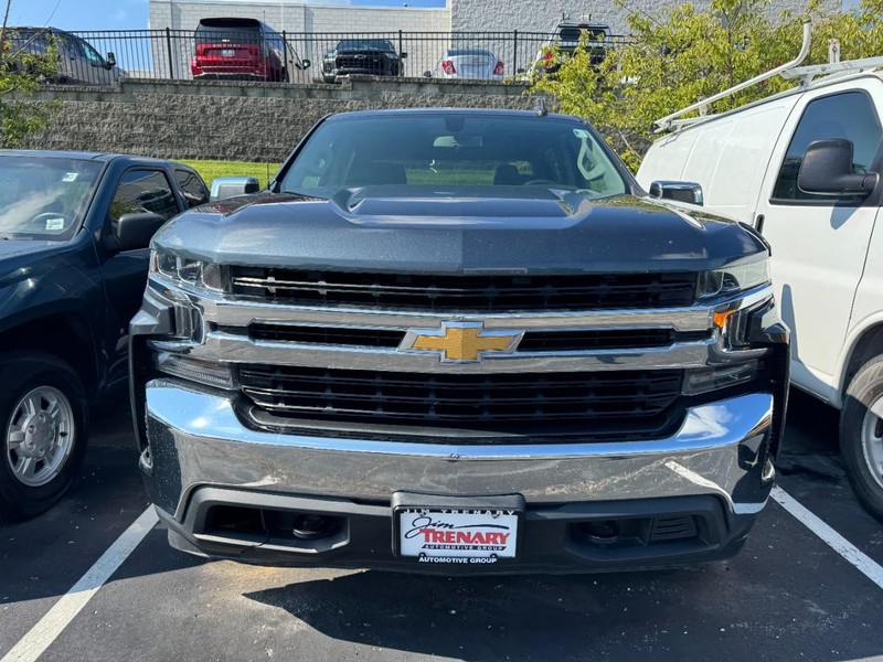 Chevrolet Silverado 1500 Vehicle Image 02