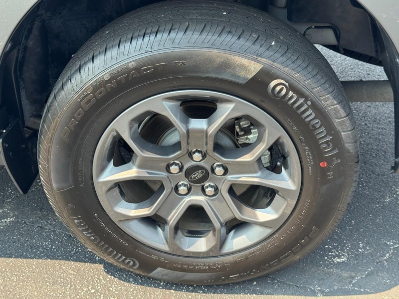 Ford Maverick Vehicle Image 07