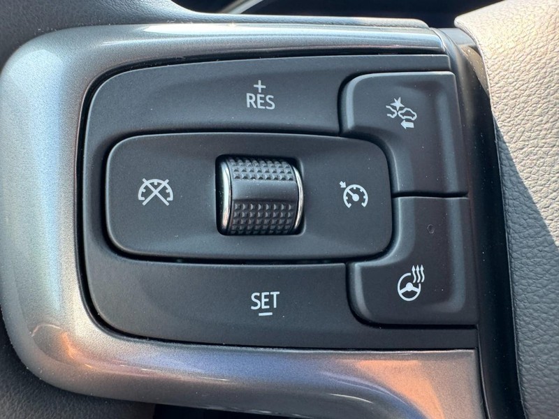Chevrolet Silverado 1500 Vehicle Image 17