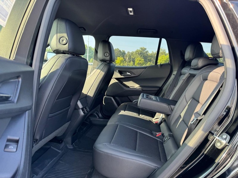 Chevrolet Equinox Vehicle Image 07
