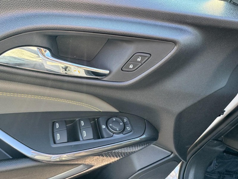 Chevrolet Trax Vehicle Image 10