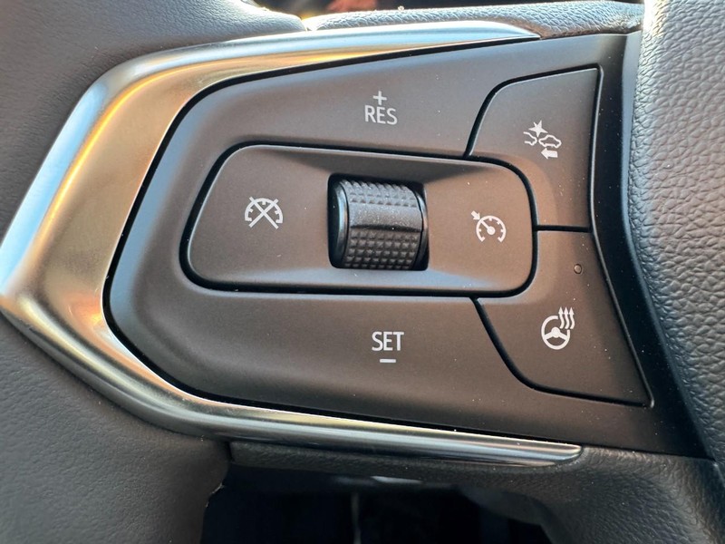 Chevrolet Trax Vehicle Image 11