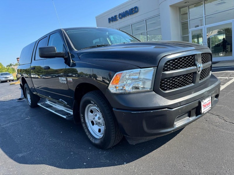 Ram 1500 Vehicle Image 02
