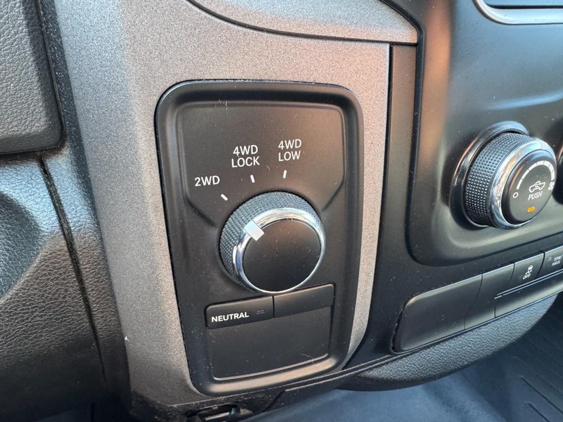 Ram 1500 Vehicle Image 18