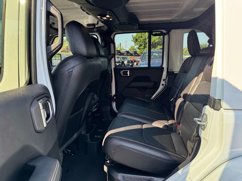 Jeep Wrangler 4xe Vehicle Image 10