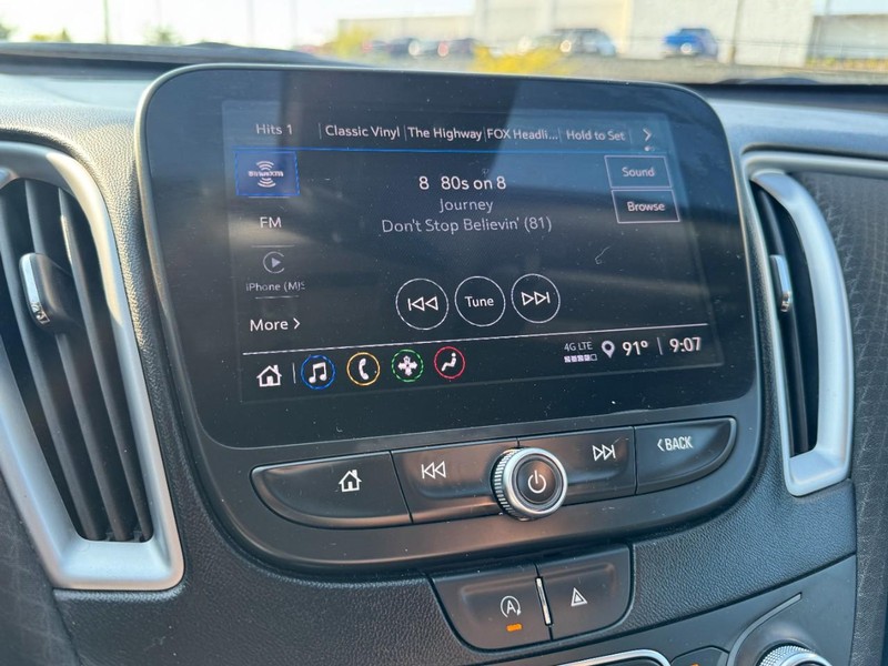 Chevrolet Malibu Vehicle Image 19