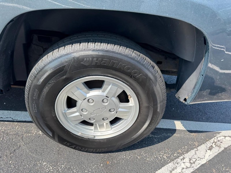 Chevrolet Colorado Vehicle Full-screen Gallery Image 06