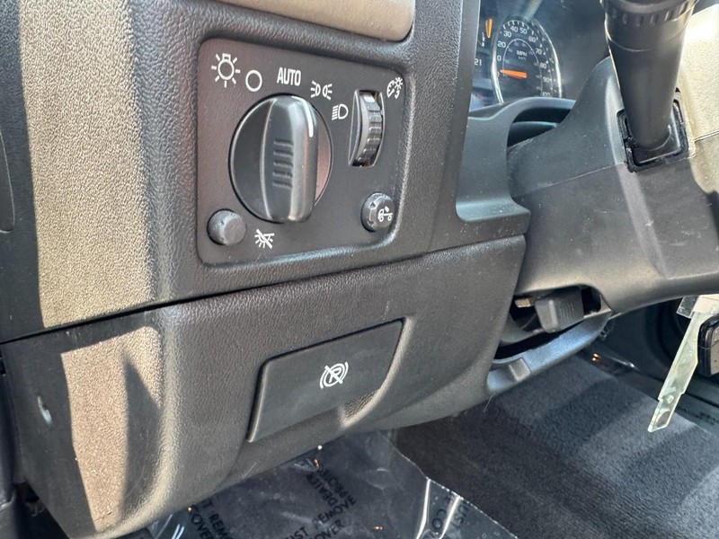 Chevrolet Colorado Vehicle Full-screen Gallery Image 14