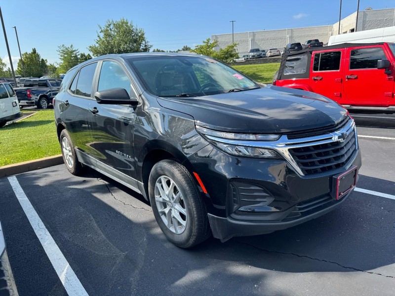 Chevrolet Equinox Vehicle Full-screen Gallery Image 05