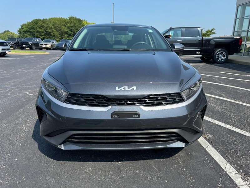Kia Forte Vehicle Image 09