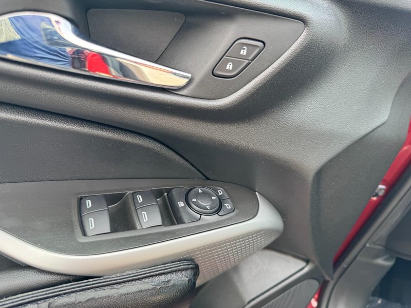 Chevrolet Trax Vehicle Image 15
