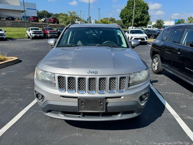 Jeep Compass Vehicle Image 03