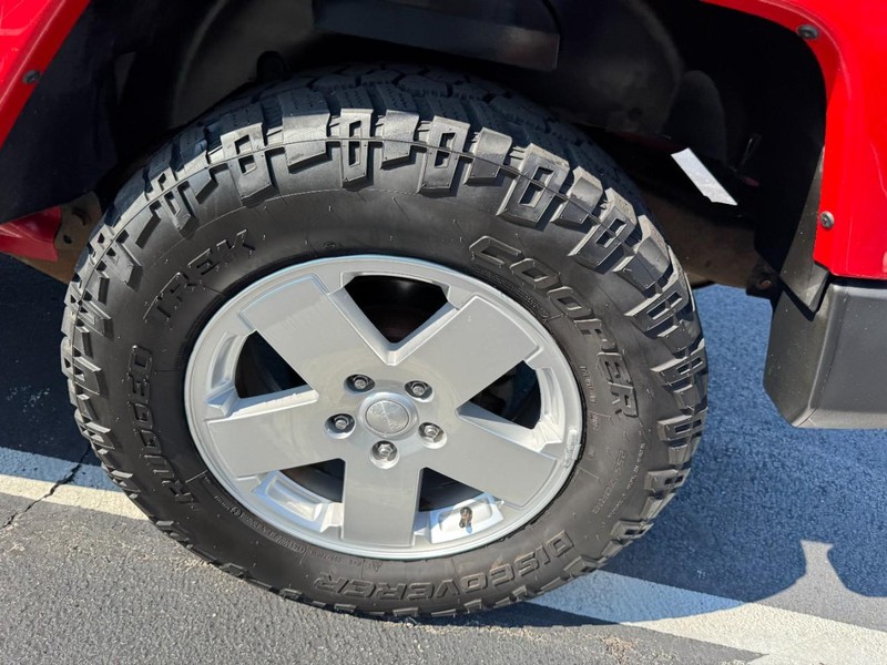 Jeep Wrangler Unlimited Vehicle Image 06