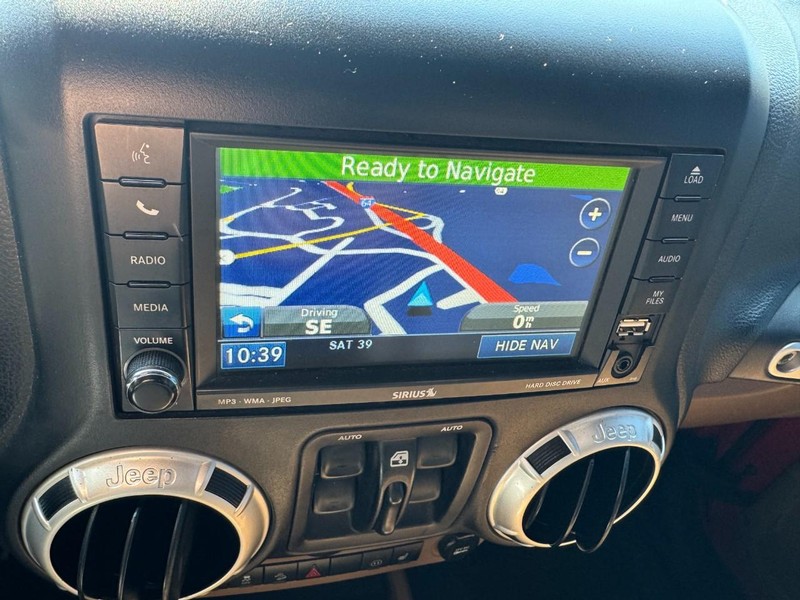 Jeep Wrangler Unlimited Vehicle Image 17