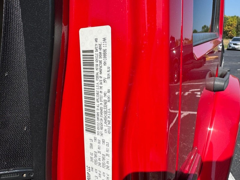 Jeep Wrangler Unlimited Vehicle Image 19