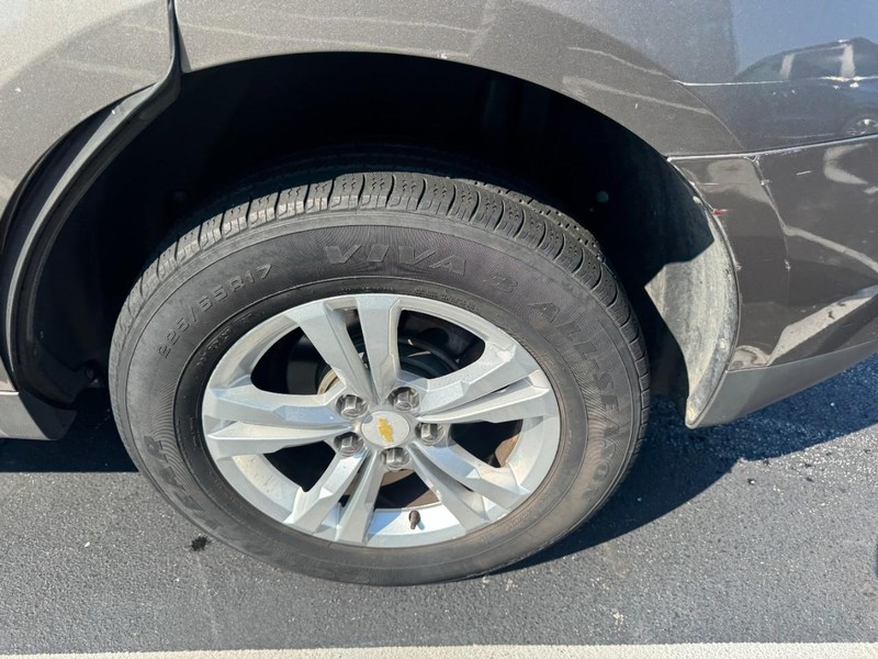 Chevrolet Equinox Vehicle Image 07