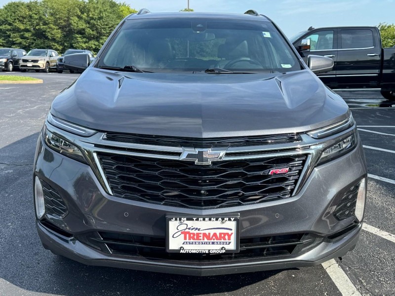 Chevrolet Equinox Vehicle Full-screen Gallery Image 09