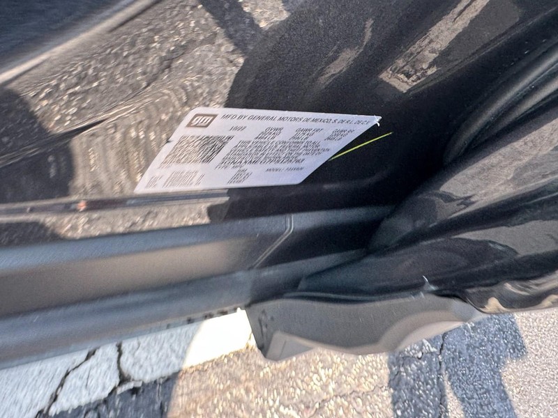 Chevrolet Equinox Vehicle Full-screen Gallery Image 24
